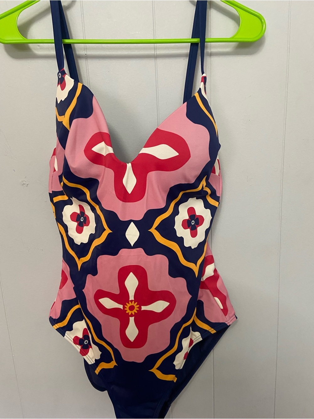 Boden Floral Geo One-Piece Swimsuit - Pink & Navy. 36DD. Boho, Bohemian.